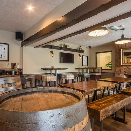 מלון The White Mare 4*