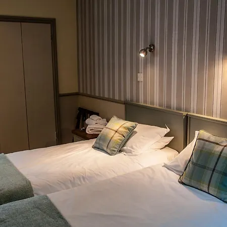 מלון The White Mare 4*